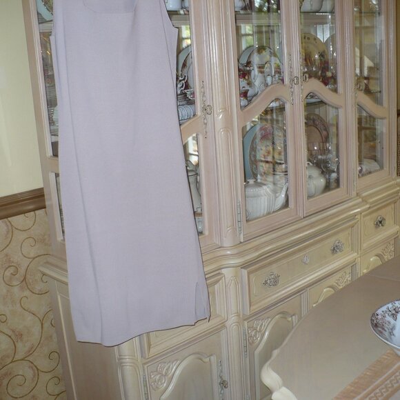 BRIAN BAILEY SLEEVLES TAUPE KNIT DRESS, SQUARE NECKLINE  NEW, SIZE LARGE - Picture 1 of 3